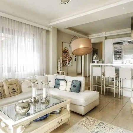 Five-star Luxury Pool Villa, Elani Villa *