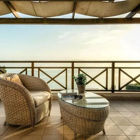 Five-star Luxury Pool Villa, Elani Villa *