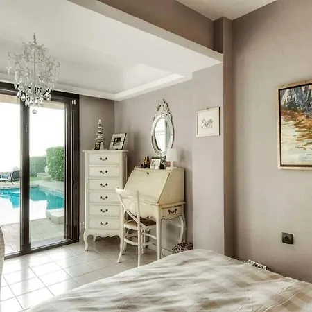 Villa Five-star Luxury Pool Villa, Elani Szíviri