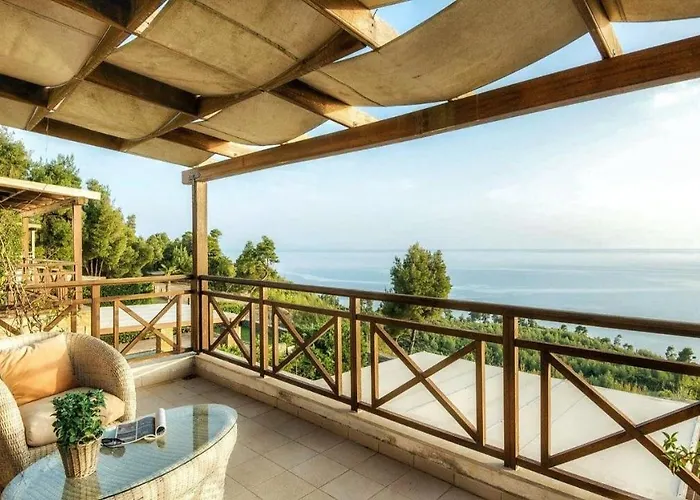 Five-star Luxury Pool Villa, Elani